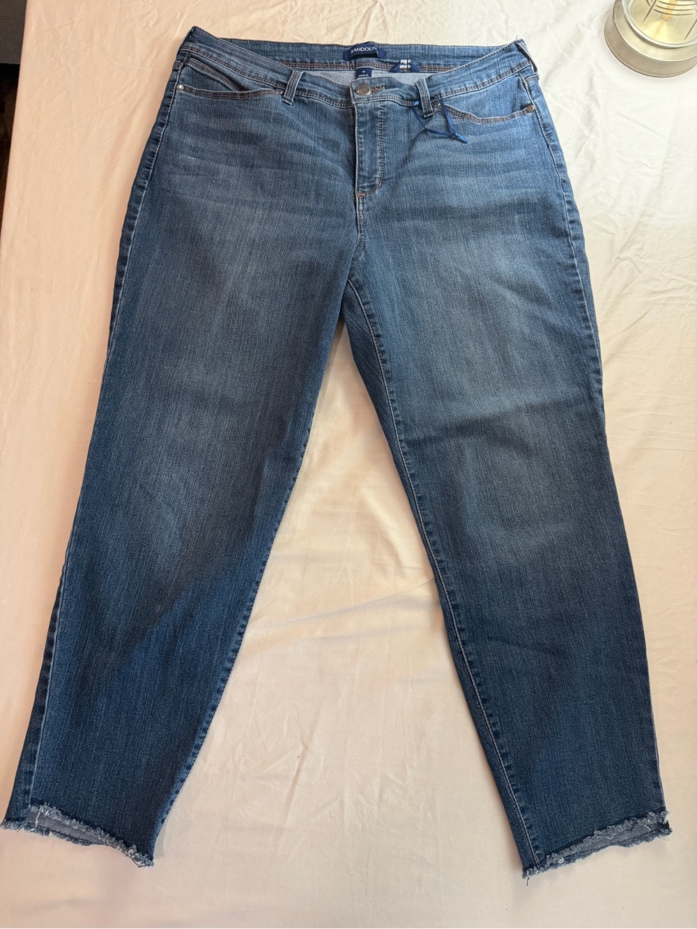 Bandolino Ankle Crop Jeans in Mid Blue Wash